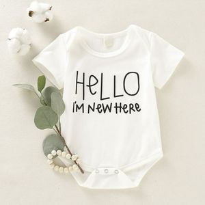 ​Hello I’m New Here Baby Onesie White Cotton Short Sleeve Bodysuit Neutral Gift